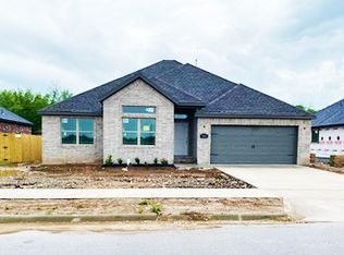 804 Carley Dr, Siloam Springs, AR 72761