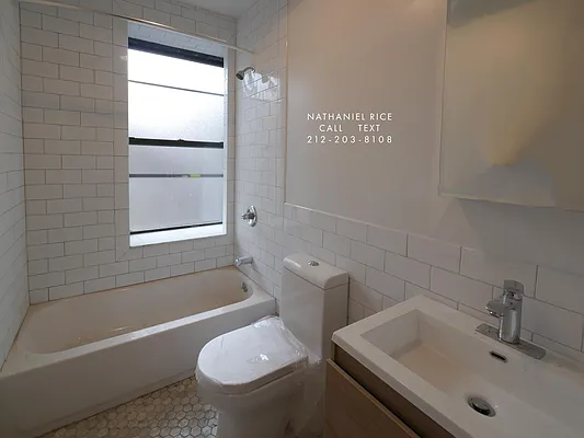 Rented by (Legacy) NY Quality Living Uptown | media 22