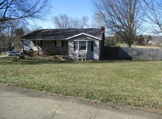 2585 Lisakim Ln, Nashport, OH 43830