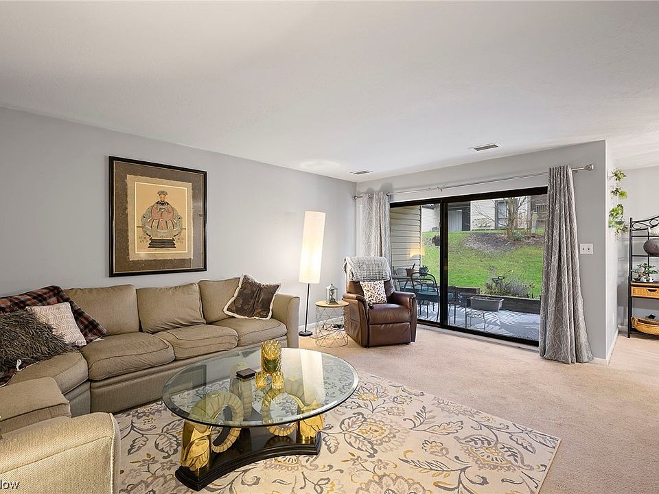 6310 Greenwood Pkwy Northfield OH Zillow