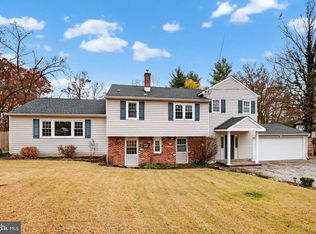 2447 Hillside Dr, Norristown, PA 19403