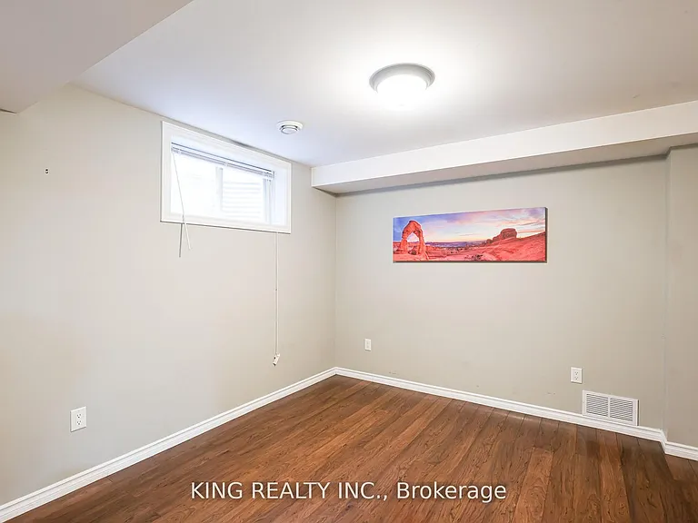 1223 Coronation Dr — Photo 38