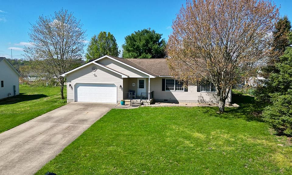 1st image of 58 Custer Dr