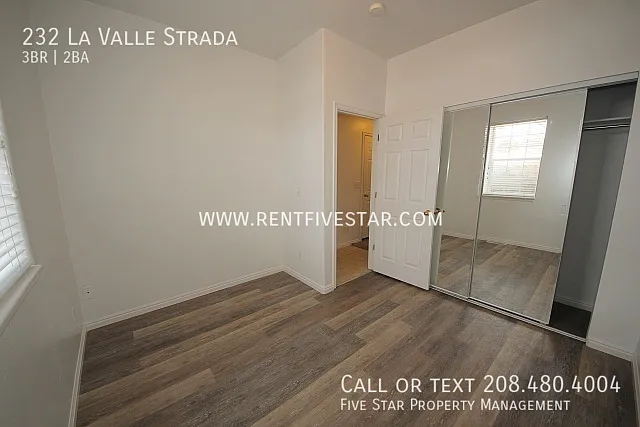 232 La Valle Strada — Photo 14