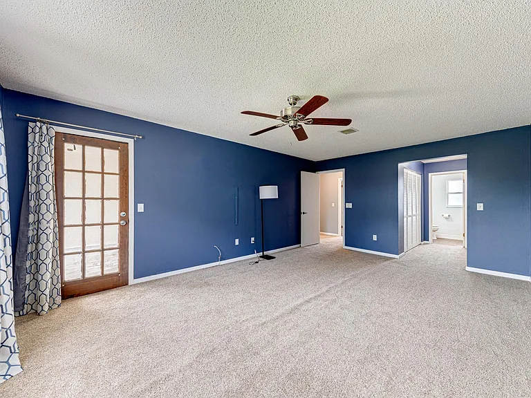 1241 Saint Andrews Dr — Photo 18