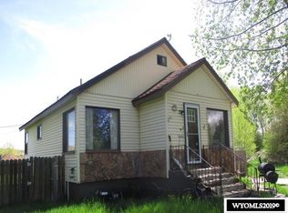 72 2nd Ave, Evanston, WY 82930