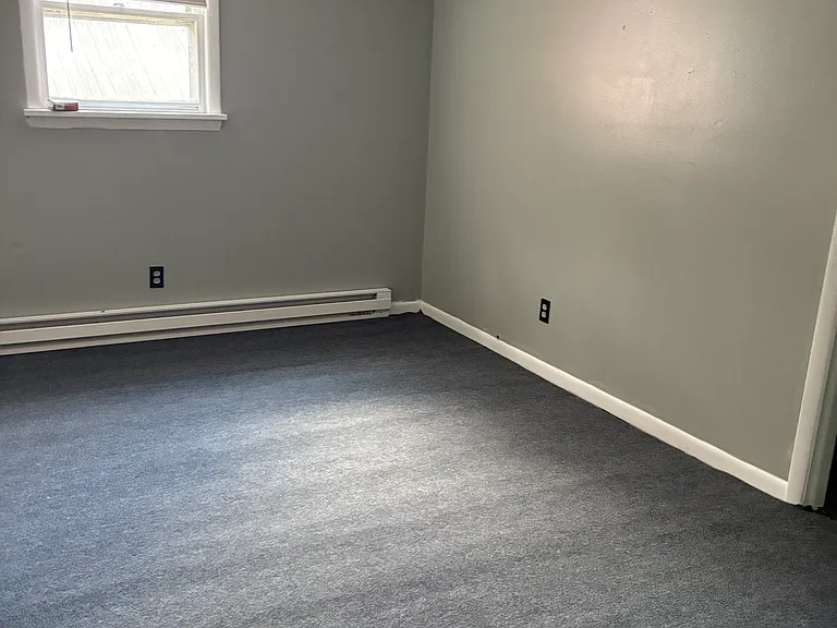 306 Main St — Photo 9