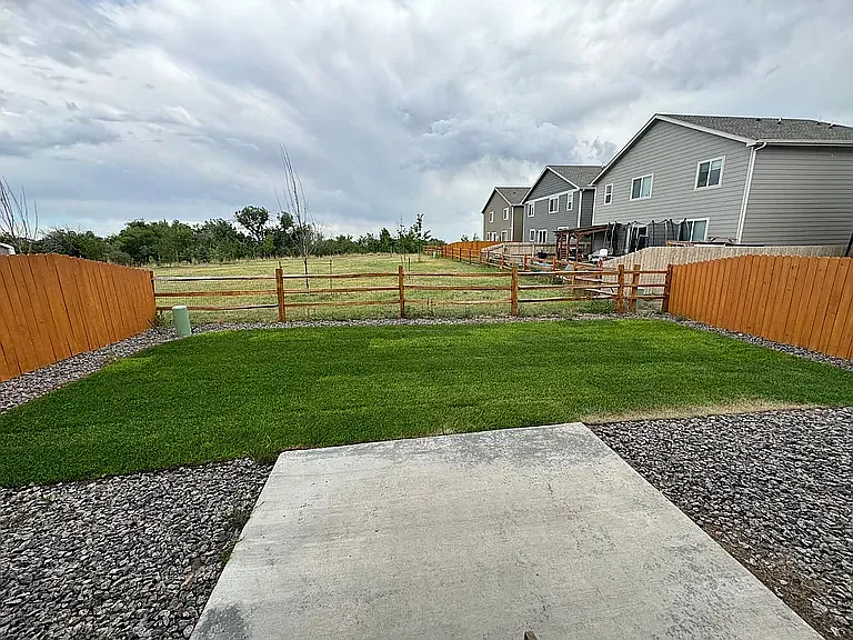 5423 Hammond Dr — Photo 22