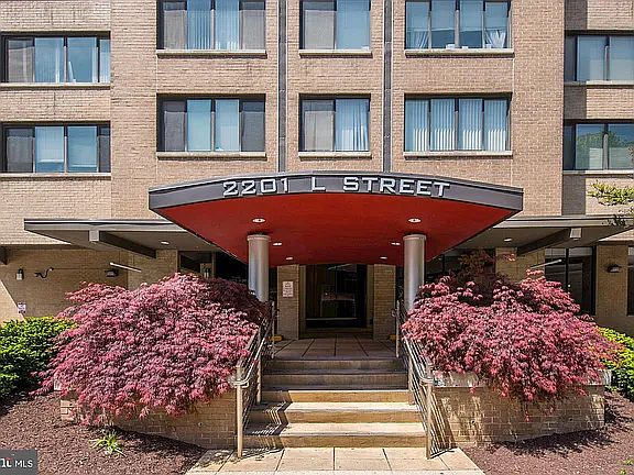 Entrance to the Carriage House