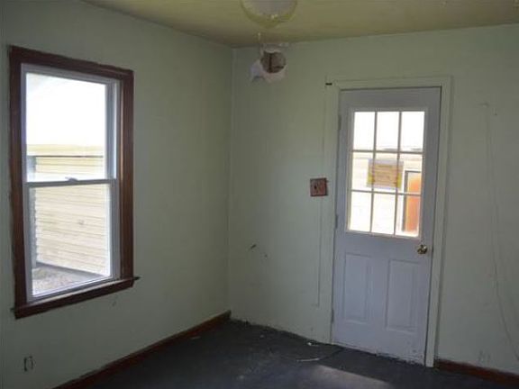 4th image of 307 Dawsett Ave
