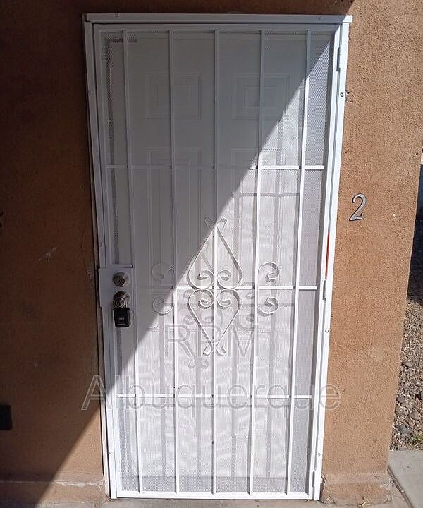 1st image of 528 Alvarado Dr SE APT 2