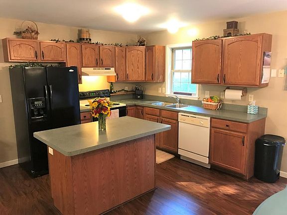 2nd image of 112 Wood Ln
