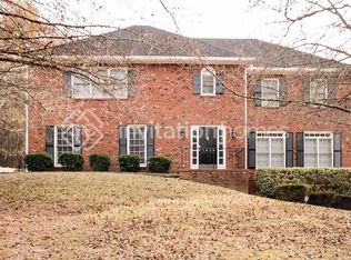 1480 Meadow Oak Dr, Snellville, GA 30078