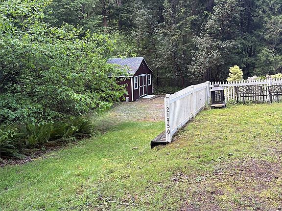 3rd image of 21950 Beachside Drive SE
