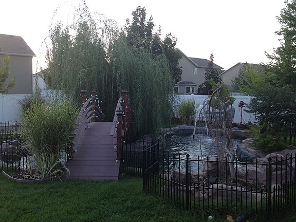 3rd image of 866 S 1580th St W
