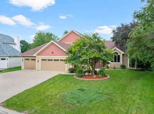 11412 Rosemill Ct, Champlin, MN 55316