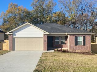 105 Sparrow Rd, Jacksonville, AR 72076