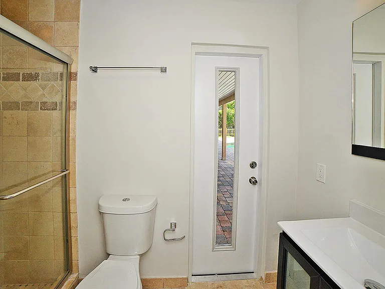 6943 Giralda Cir — Photo 21