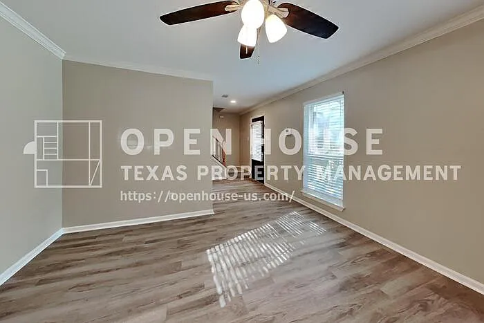 3407 Fort Richmond Dr — Photo 3