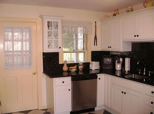 4th image of 20 Tremont St #1
