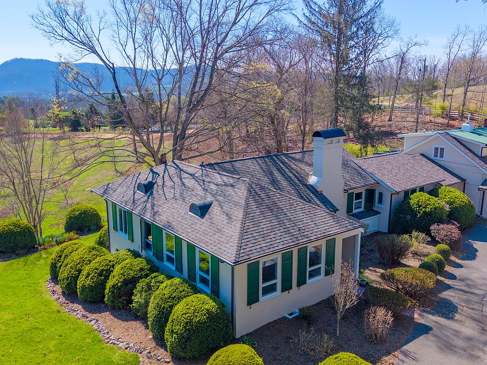 1st image of 129 Deerfield Rd