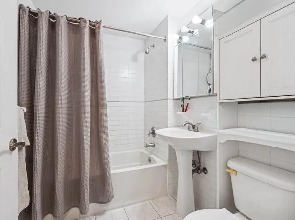 29 West 138th Street image 5 of 7