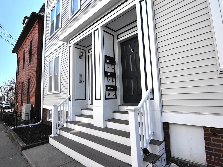 53 Woodward St #3 — Photo 9