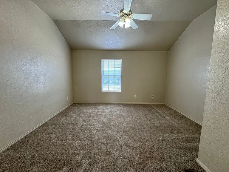 4506 Deek Dr — Photo 9