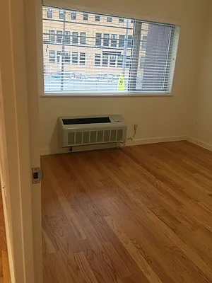 Rented by Sterling Realty Solution Inc | media 9
