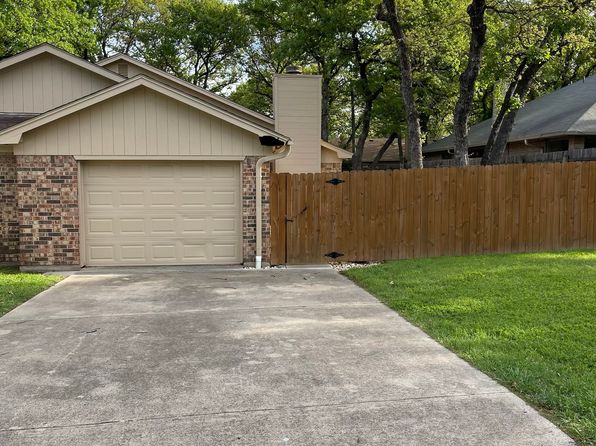 424 Lochridge Dr