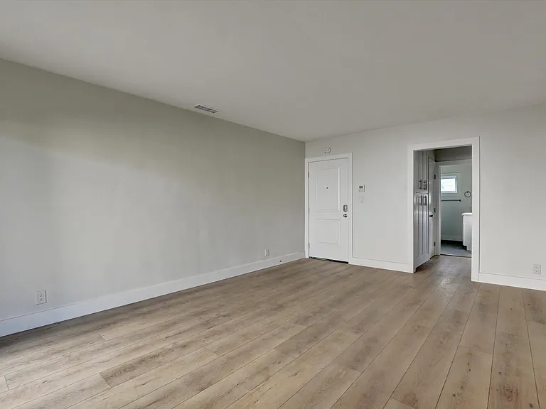 811 Buena Vis #9 — Photo 20