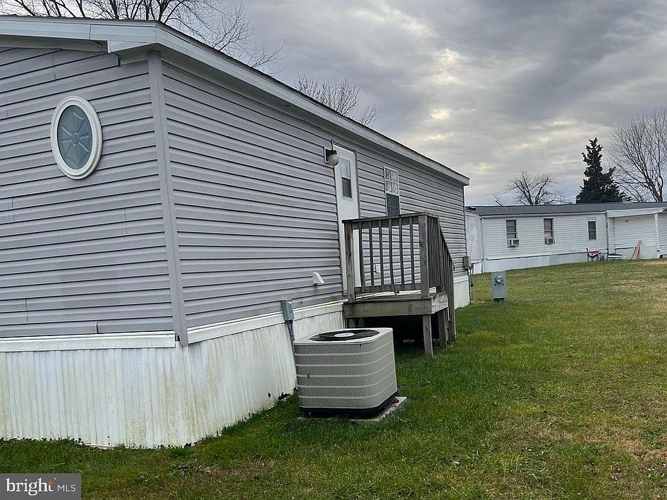 2nd image of 738 Cleaver Farms Rd #738