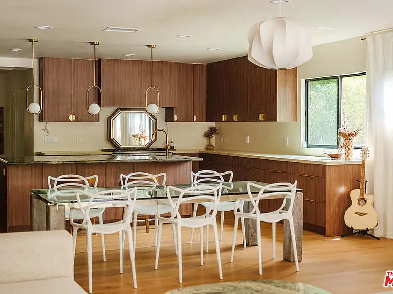 12220 Benmore Ter — Photo 4