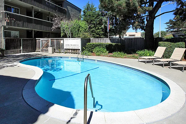 Cypress Pointe — Photo 3