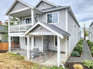 3013 W Marine View Dr APT A, Everett, WA 98201