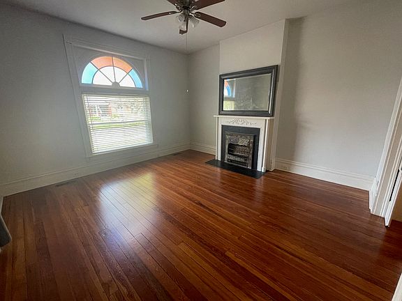 3rd image of 142 Old Lafayette Ave