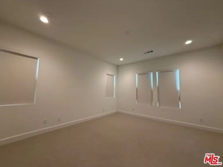 11763 Quailrun Ct — Photo 8