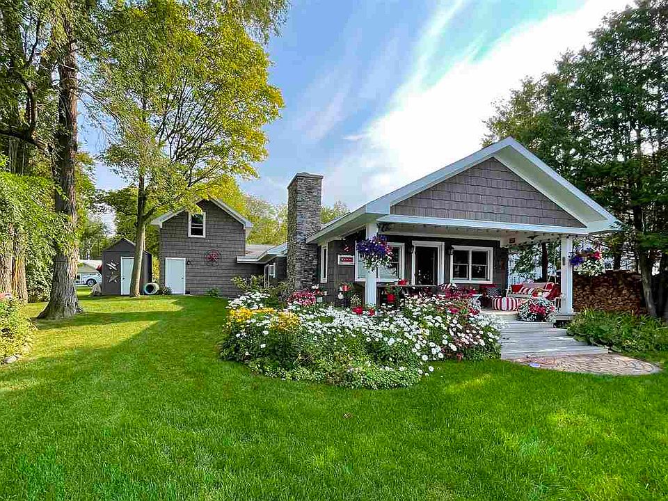 1st image of 3106 Glenwood Beach Dr