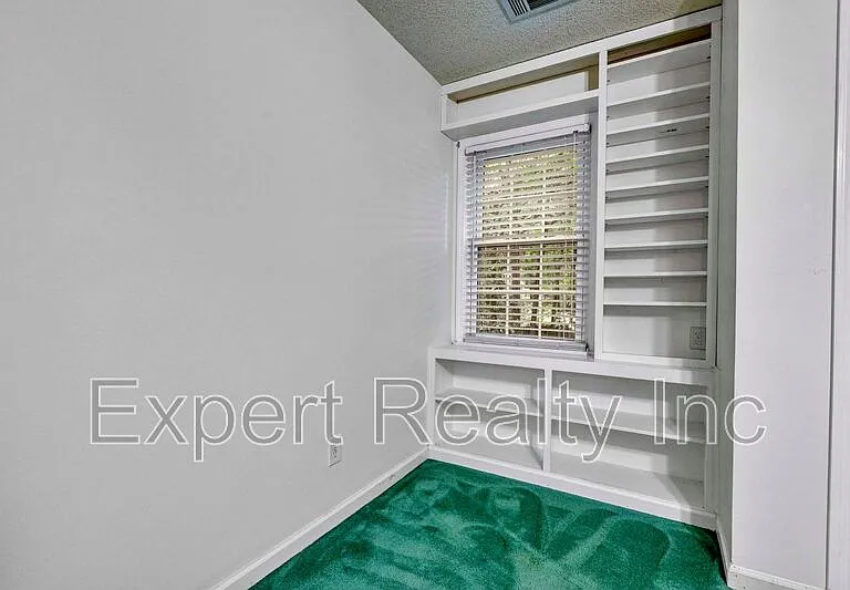 5501 Heath Row Dr — Photo 36