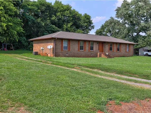 41 Lois Rd SW, Cartersville, GA 30120