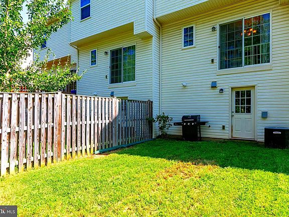 5th image of 6846 Warfield St
