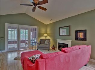 4704 Twin Hickory Lake Dr, Glen Allen, VA 23059