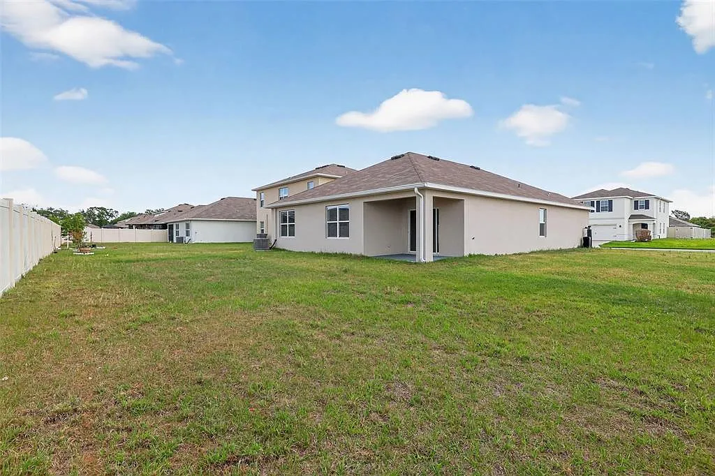 Building Photo - 34211 Jasper Stone Dr