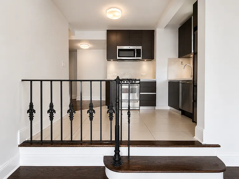 1080 Amsterdam Ave #1206 — Photo 3