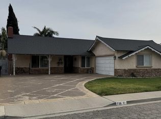 736 Center Ln, Santa Paula, CA 93060