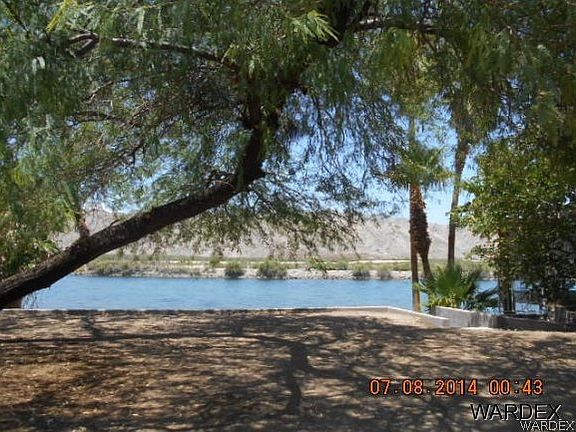 4th image of 433 W Riverfront Drive