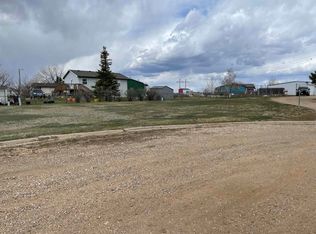 Hilltop Cir, Belle Fourche, SD 57717