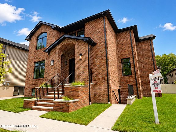 4th image of 344 Poillon Ave