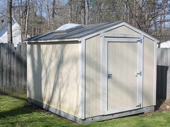 4th image of 1600 Kensington Dr