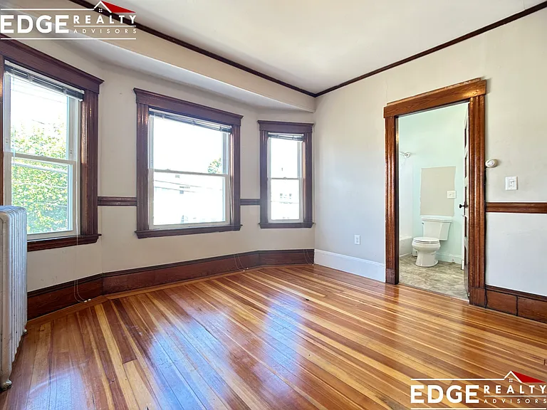 139 Edenfield Ave — Photo 10